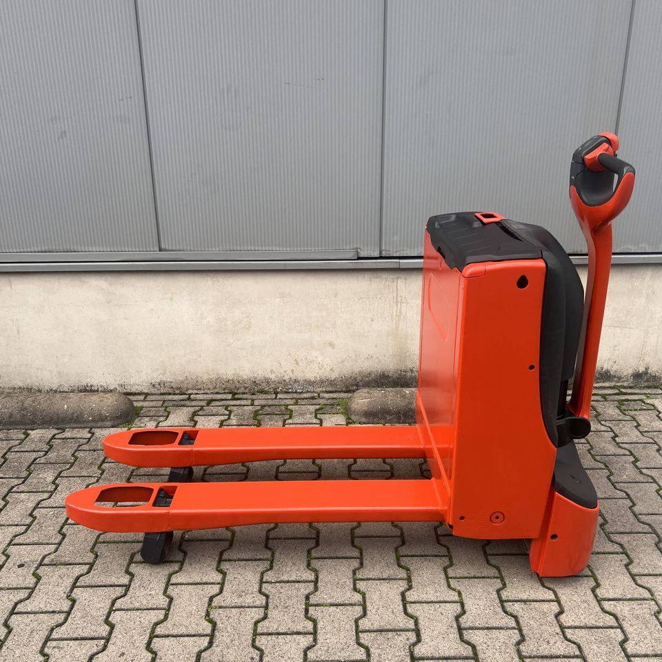 Linde T16 (1152) - معدات الرفع منخفض المستوى: صور 2 Linde T16 (1152) - معدات الرفع منخفض المستوى: صور 2