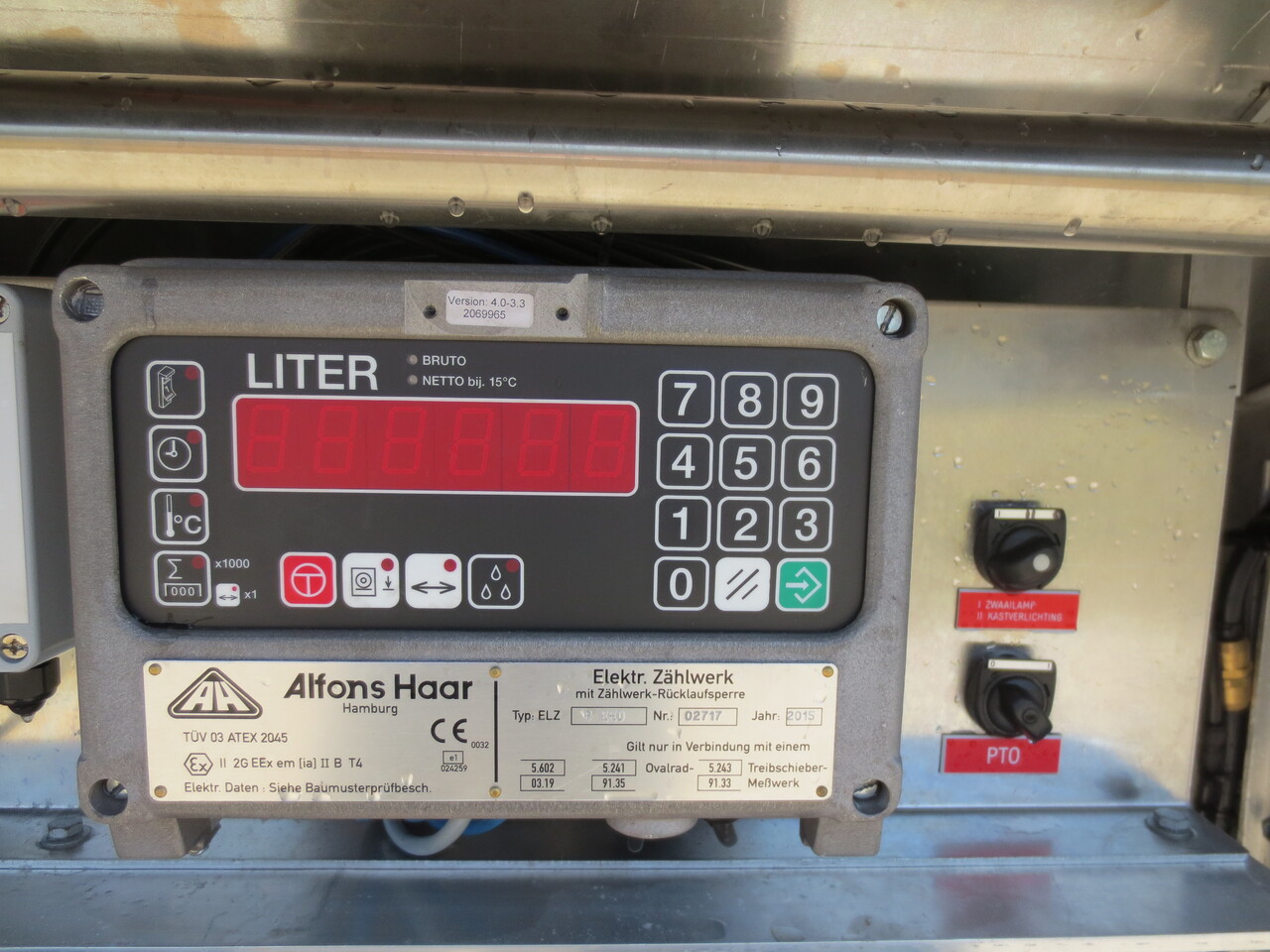 SCANIA G370 - شاحنة صهريج: صور 3 SCANIA G370 - شاحنة صهريج: صور 3