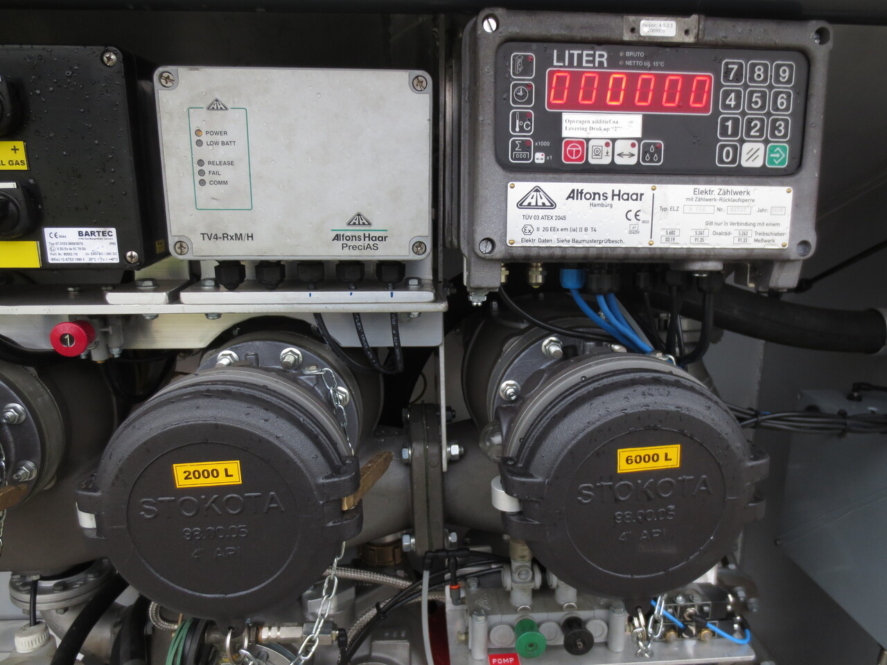 SCANIA G370 - شاحنة صهريج: صور 3 SCANIA G370 - شاحنة صهريج: صور 3