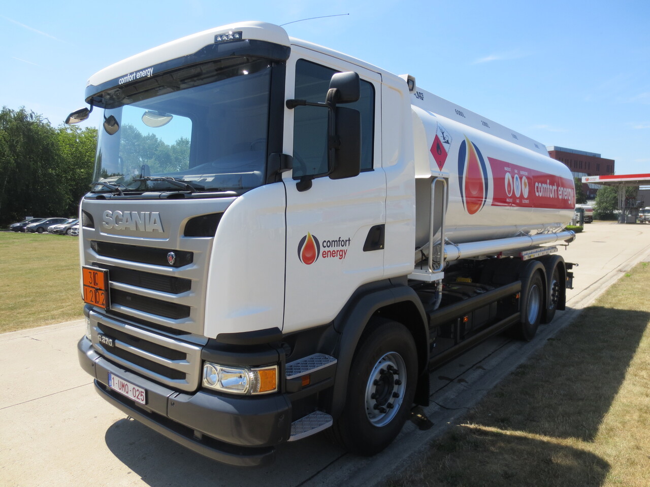 SCANIA G370 - شاحنة صهريج: صور 1 SCANIA G370 - شاحنة صهريج: صور 1