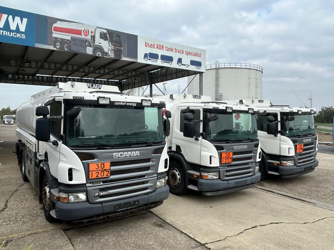 SCANIA P320/P360 (lot of 3) - شاحنة صهريج: صور 3 SCANIA P320/P360 (lot of 3) - شاحنة صهريج: صور 3