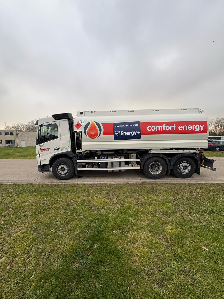 جديد شاحنة صهريج VOLVO FM380: صور 10 جديد شاحنة صهريج VOLVO FM380: صور 10