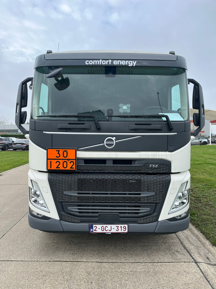 VOLVO FM380 - شاحنة صهريج: صور 5 VOLVO FM380 - شاحنة صهريج: صور 5