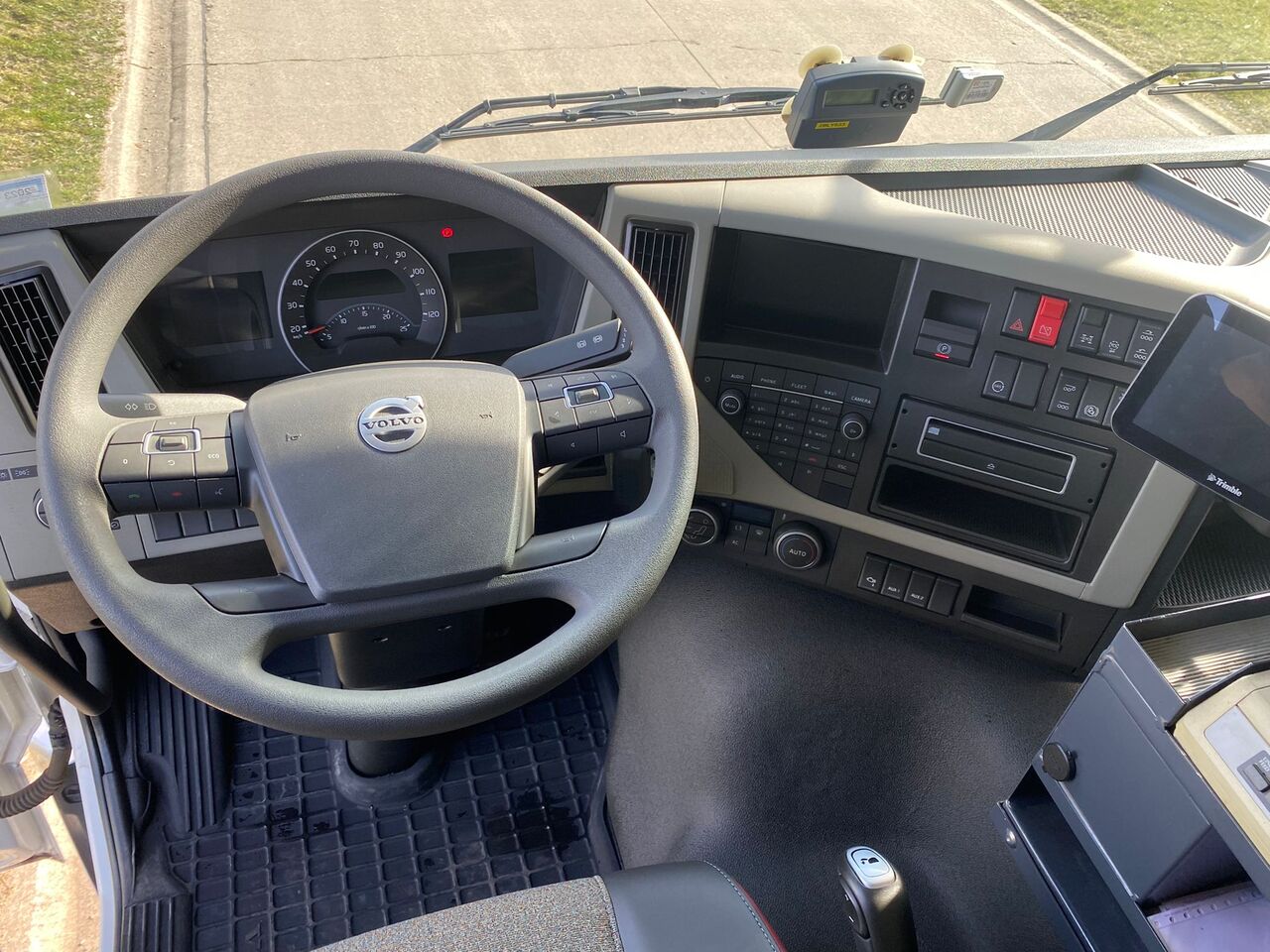 VOLVO FM430HP - شاحنة صهريج: صور 4 VOLVO FM430HP - شاحنة صهريج: صور 4