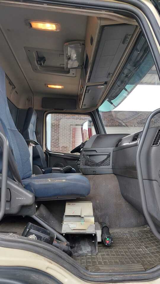 VOLVO FM - شاحنة صهريج: صور 4 VOLVO FM - شاحنة صهريج: صور 4