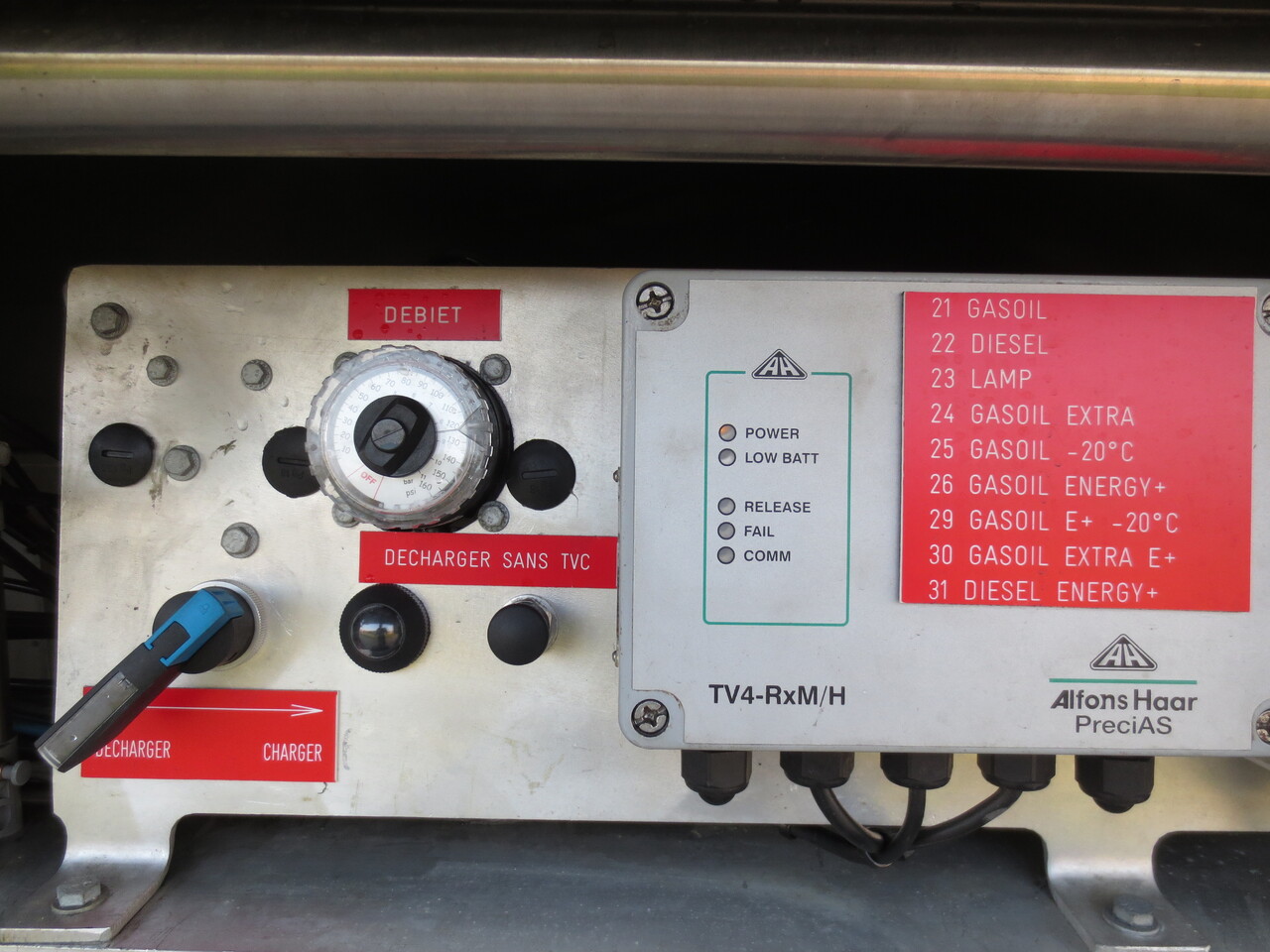 شاحنة صهريج VOLVO FM: صور 7 شاحنة صهريج VOLVO FM: صور 7