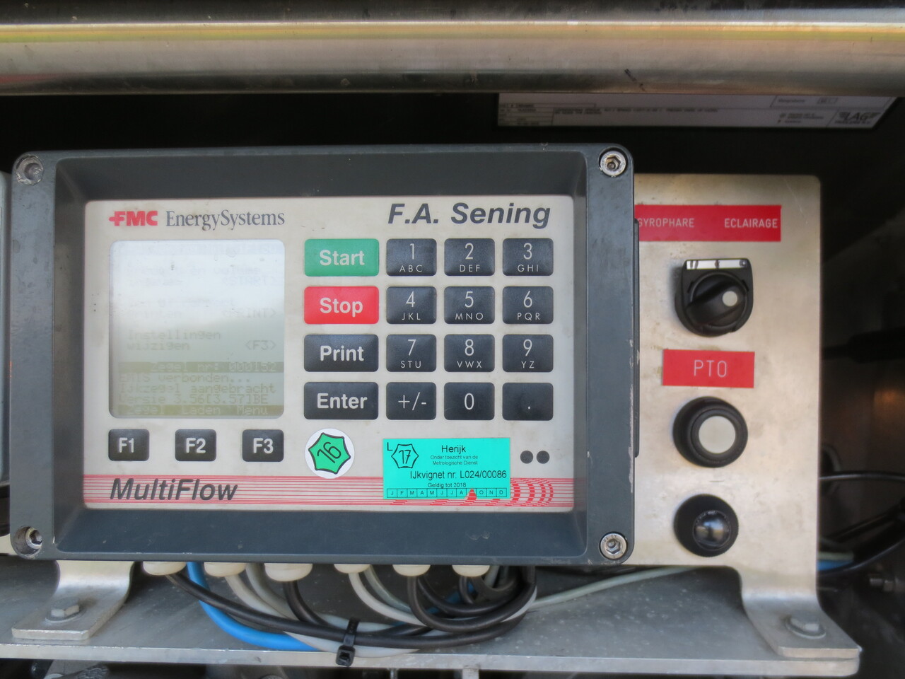 شاحنة صهريج VOLVO FM: صور 8 شاحنة صهريج VOLVO FM: صور 8