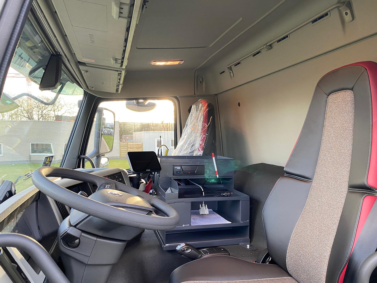 VOLVO FM - شاحنة صهريج: صور 4 VOLVO FM - شاحنة صهريج: صور 4