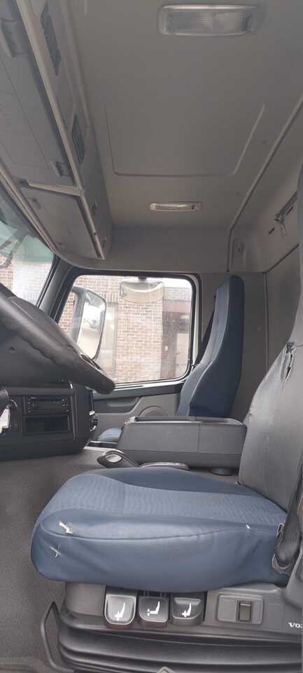 VOLVO FM - شاحنة صهريج: صور 5 VOLVO FM - شاحنة صهريج: صور 5