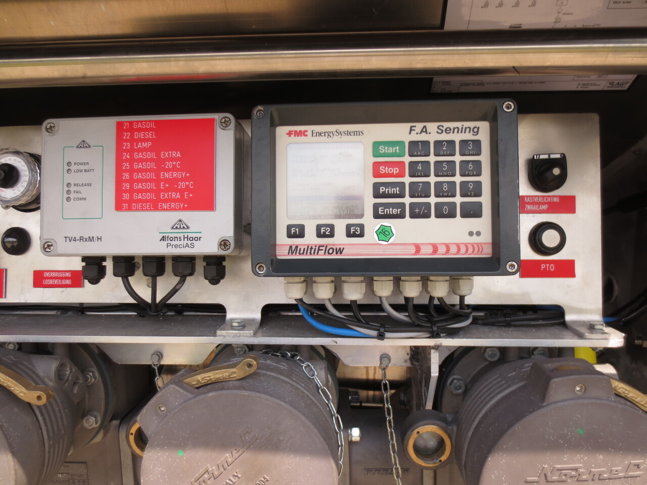 VOLVO FM - شاحنة صهريج: صور 2 VOLVO FM - شاحنة صهريج: صور 2