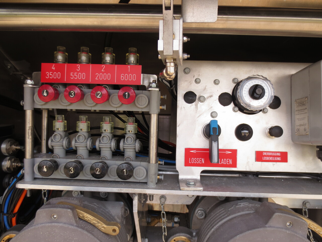 VOLVO FM - شاحنة صهريج: صور 3 VOLVO FM - شاحنة صهريج: صور 3