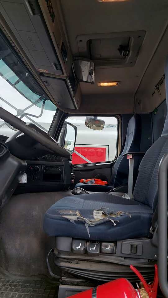VOLVO FM - شاحنة صهريج: صور 3 VOLVO FM - شاحنة صهريج: صور 3