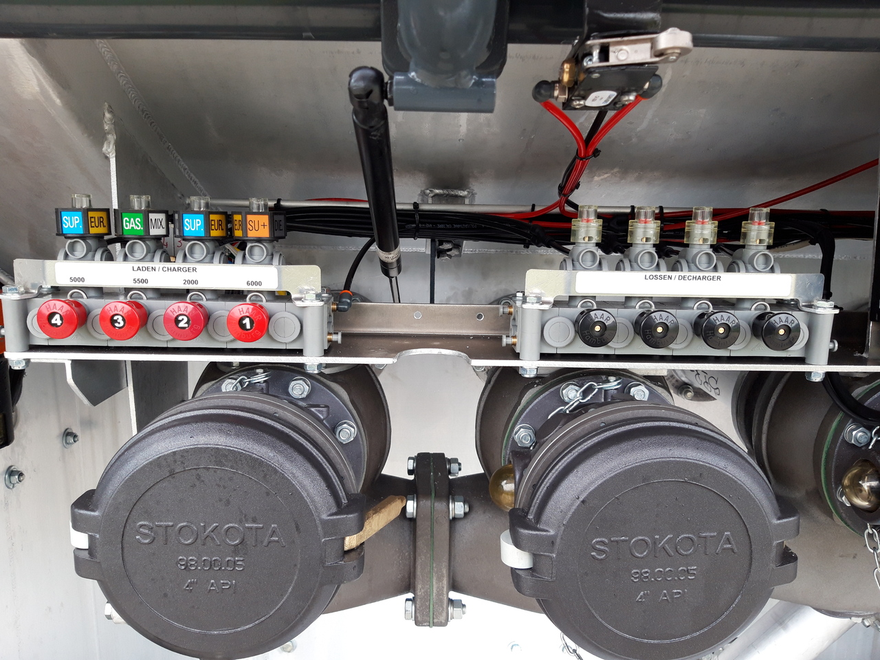 VOLVO FM - شاحنة صهريج: صور 3 VOLVO FM - شاحنة صهريج: صور 3