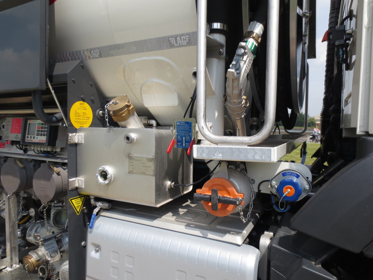 VOLVO FM - شاحنة صهريج: صور 2 VOLVO FM - شاحنة صهريج: صور 2