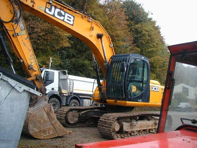 JCB JS220LCT4 - حفارات زحافة: صور 3 JCB JS220LCT4 - حفارات زحافة: صور 3