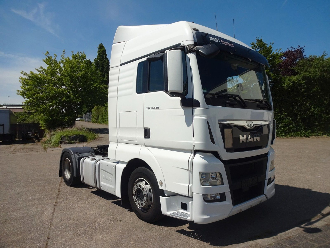 MAN TGX 18.440, XLX, Intarder, 2xTanks, ACC, Navi - شاحنة جرار: صور 3 MAN TGX 18.440, XLX, Intarder, 2xTanks, ACC, Navi - شاحنة جرار: صور 3