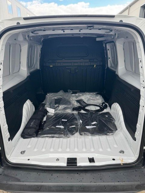 Peugeot 2 x Partner Premium Elektro L3H1, 100 kW, Neu - ميكروباص, فان كهربائية: صور 5 Peugeot 2 x Partner Premium Elektro L3H1, 100 kW, Neu - ميكروباص, فان كهربائية: صور 5