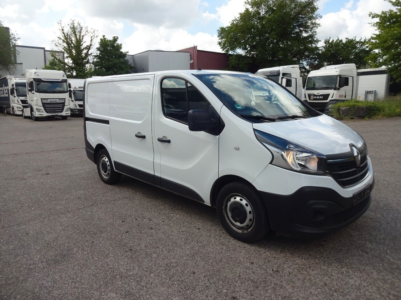 Renault Trafic Kasten L1H1 3,0t,Kamera,PDC,Klima,Tempoma - فان المدمجة: صور 1 Renault Trafic Kasten L1H1 3,0t,Kamera,PDC,Klima,Tempoma - فان المدمجة: صور 1
