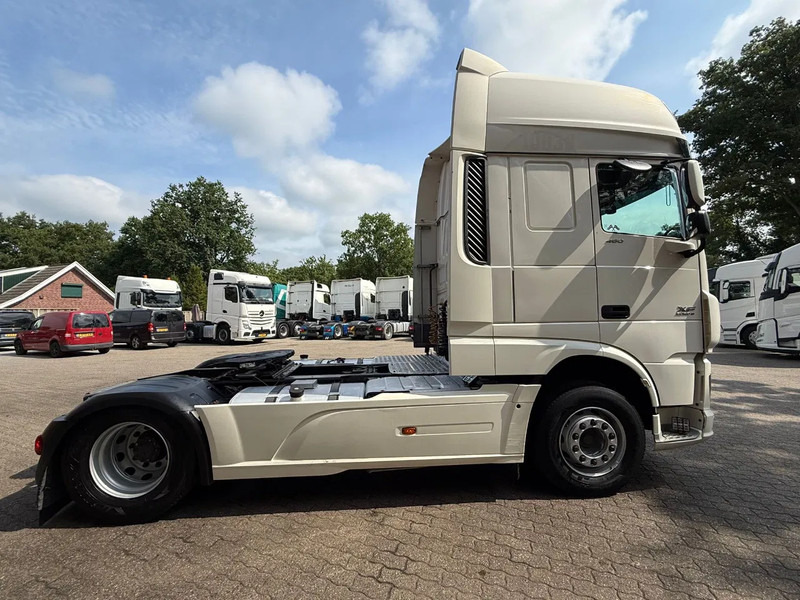 شاحنة جرار DAF XF 460 SSC Super Space 2x tank ACC German truck: صور 12