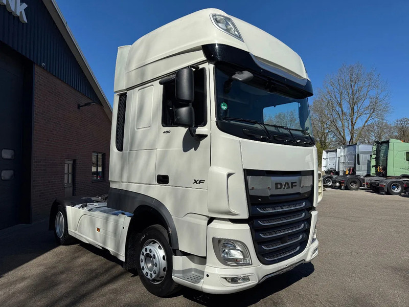 DAF XF 480 5X! SSC Super Space 2x tank LED PTO-Prep 335.720KM ACC - شاحنة جرار: صور 2 DAF XF 480 5X! SSC Super Space 2x tank LED PTO-Prep 335.720KM ACC - شاحنة جرار: صور 2