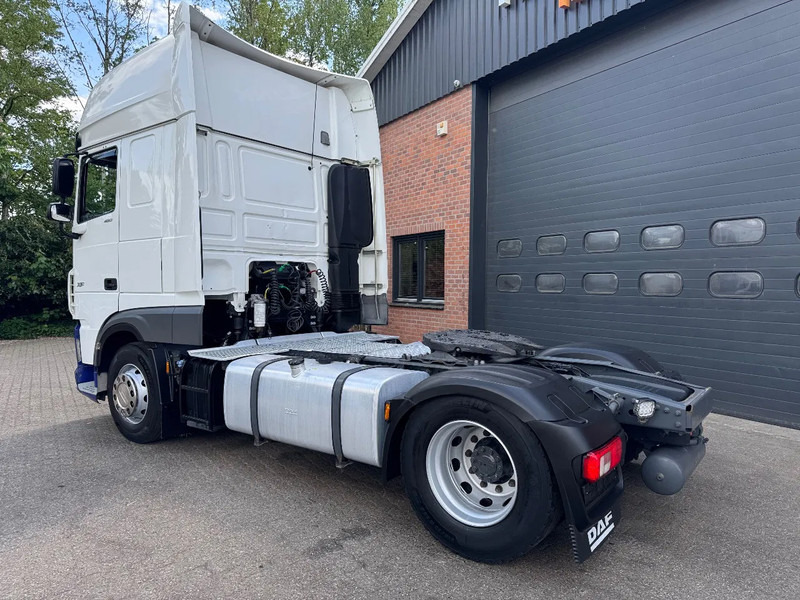 DAF XF 480 SSC Super Space 2x tank ACC - شاحنة جرار: صور 4 DAF XF 480 SSC Super Space 2x tank ACC - شاحنة جرار: صور 4