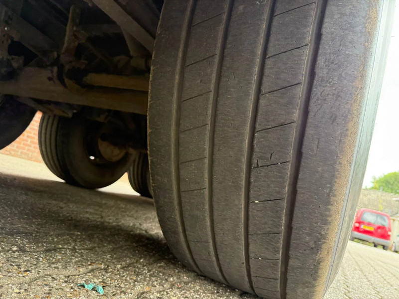 أرضية المشي نصف مقطورة Knapen Trailers K100 92m3 Cargo Floor 10MM BPW: صور 8 أرضية المشي نصف مقطورة Knapen Trailers K100 92m3 Cargo Floor 10MM BPW: صور 8