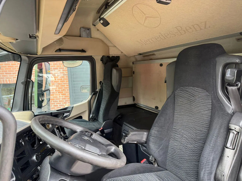 Mercedes-Benz Actros 1842 4X2 Streamspace Side skirts 2x tank NL Truck - شاحنة جرار: صور 5 Mercedes-Benz Actros 1842 4X2 Streamspace Side skirts 2x tank NL Truck - شاحنة جرار: صور 5