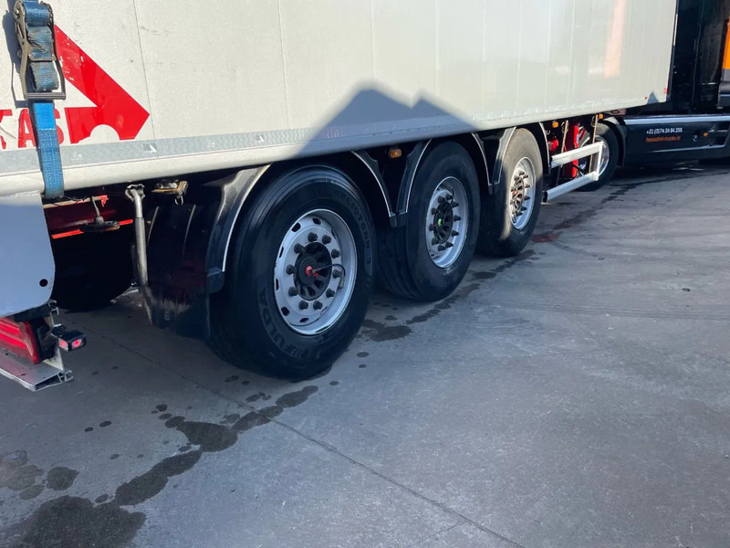 Stas S300ZX 10.5M 70m3 Agrar Liftas SAF Agri - أرضية المشي نصف مقطورة: صور 4 Stas S300ZX 10.5M 70m3 Agrar Liftas SAF Agri - أرضية المشي نصف مقطورة: صور 4