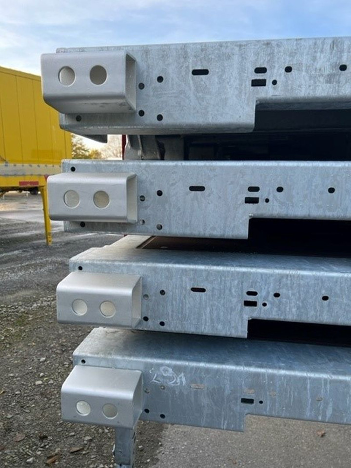 Kögel Wechselrahmen, BDF-System, 7.450 mm lang. - جسم الشاحنة المسطحة: صور 3 Kögel Wechselrahmen, BDF-System, 7.450 mm lang. - جسم الشاحنة المسطحة: صور 3