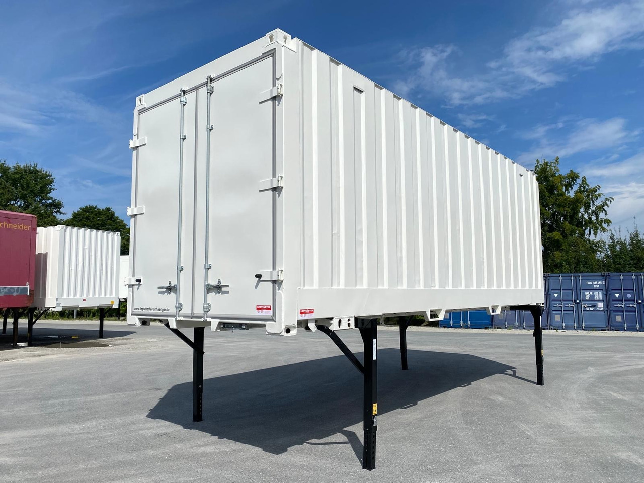 Krone BDF-System 7.45, LACK NEU, FABRIKNEUE Portaltüren - بصندوق مغلق: صور 2 Krone BDF-System 7.45, LACK NEU, FABRIKNEUE Portaltüren - بصندوق مغلق: صور 2