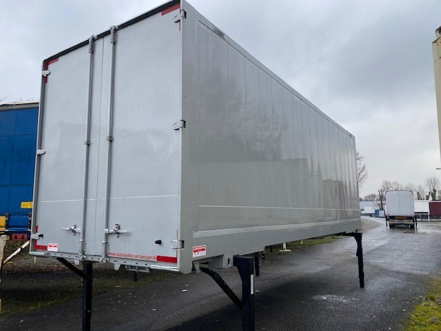 Krone BDF-System 7.450 mm lang, LACK NEU in weißaluminium - بصندوق مغلق: صور 1 Krone BDF-System 7.450 mm lang, LACK NEU in weißaluminium - بصندوق مغلق: صور 1