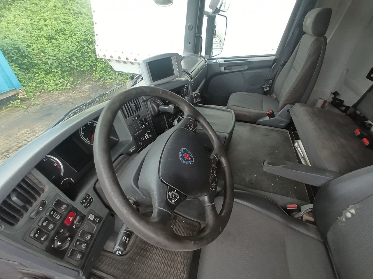 Scania G360 6x2 RETARDER FAUN ROTOPRESS 521L Zöller 230 - شاحنة القمامة: صور 5 Scania G360 6x2 RETARDER FAUN ROTOPRESS 521L Zöller 230 - شاحنة القمامة: صور 5