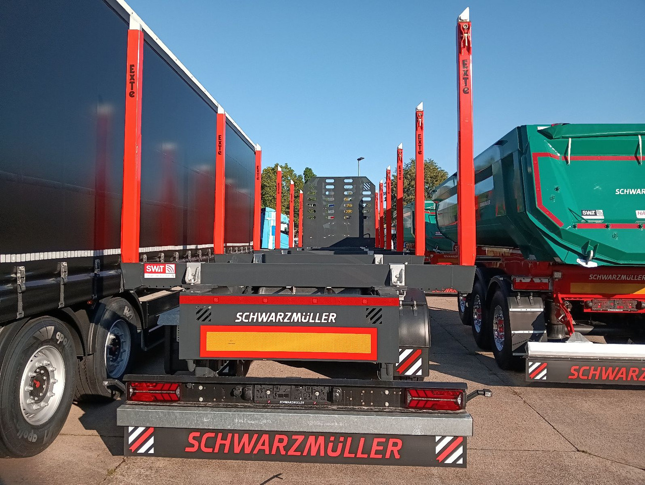 Schwarzmüller 3-A Rungensattel 6xExte144S 5560kg NEU sofort Schwarzmüller 3-A Rungensattel 6xExte144S 5560kg NEU sofort - نصف مقطورة اخشاب: صور 1 Schwarzmüller 3-A Rungensattel 6xExte144S 5560kg NEU sofort Schwarzmüller 3-A Rungensattel 6xExte144S 5560kg NEU sofort - نصف مقطورة اخشاب: صور 1