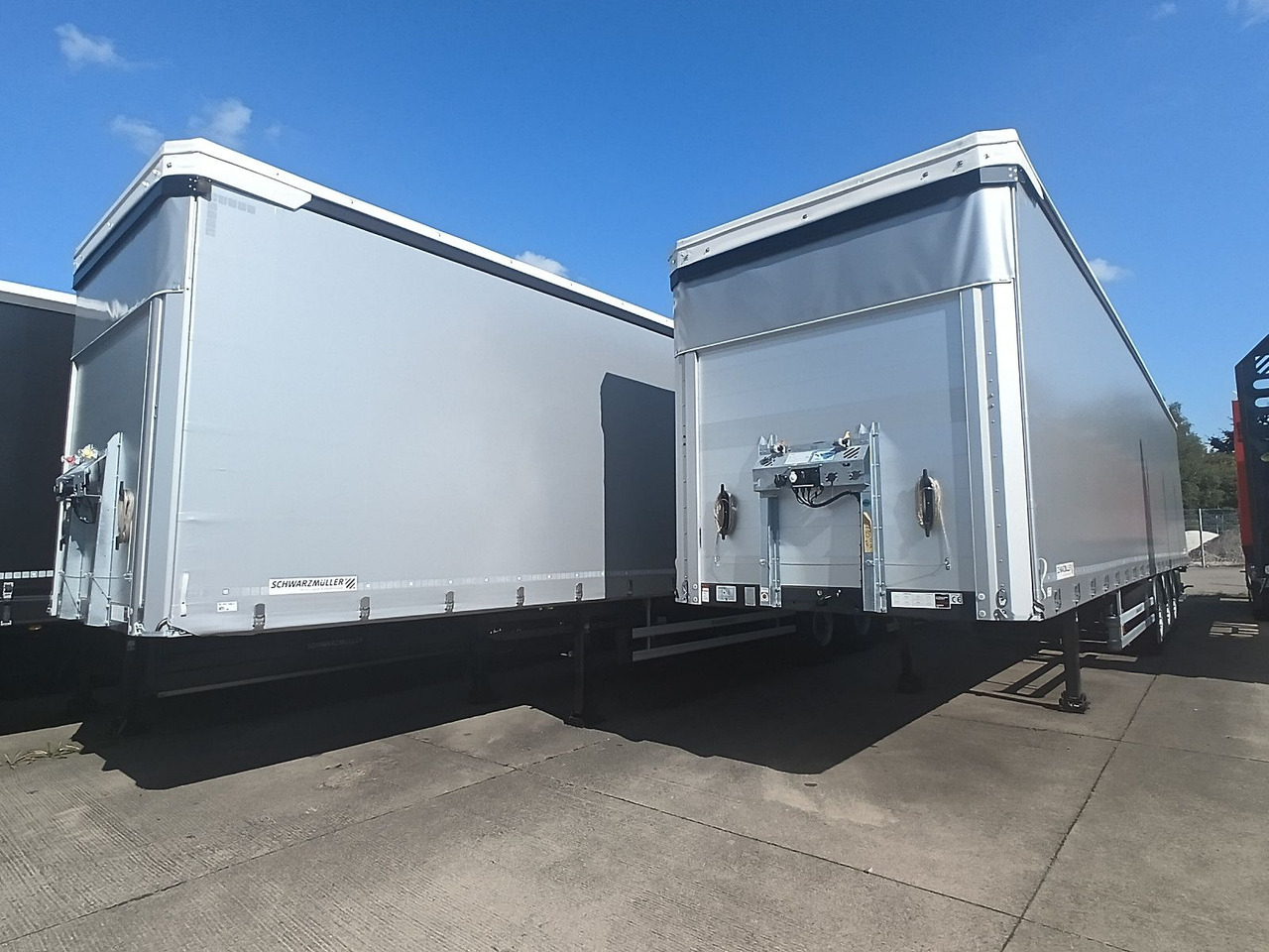 Schwarzmüller ASSE STERZANTE, TETTUCIO APRIBILE HUBDACH LENKAC - الخيمة نصف مقطورة: صور 1 Schwarzmüller ASSE STERZANTE, TETTUCIO APRIBILE HUBDACH LENKAC - الخيمة نصف مقطورة: صور 1