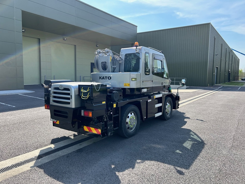 KATO 13 Ton City Crane - Only 17,000Kms from New - موبايل كرين: صور 3 KATO 13 Ton City Crane - Only 17,000Kms from New - موبايل كرين: صور 3
