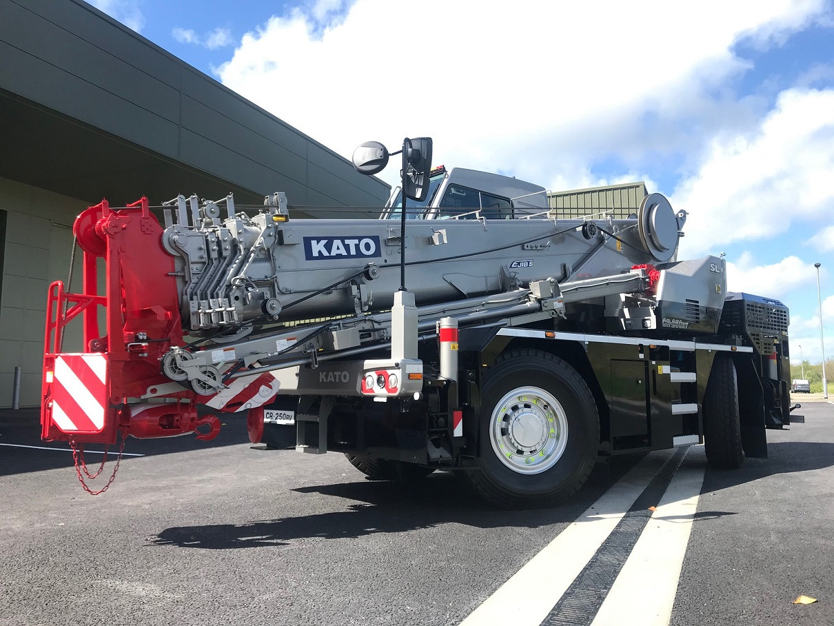 KATO CR-250Rv - 25 Ton City Crane - موبايل كرين: صور 3 KATO CR-250Rv - 25 Ton City Crane - موبايل كرين: صور 3