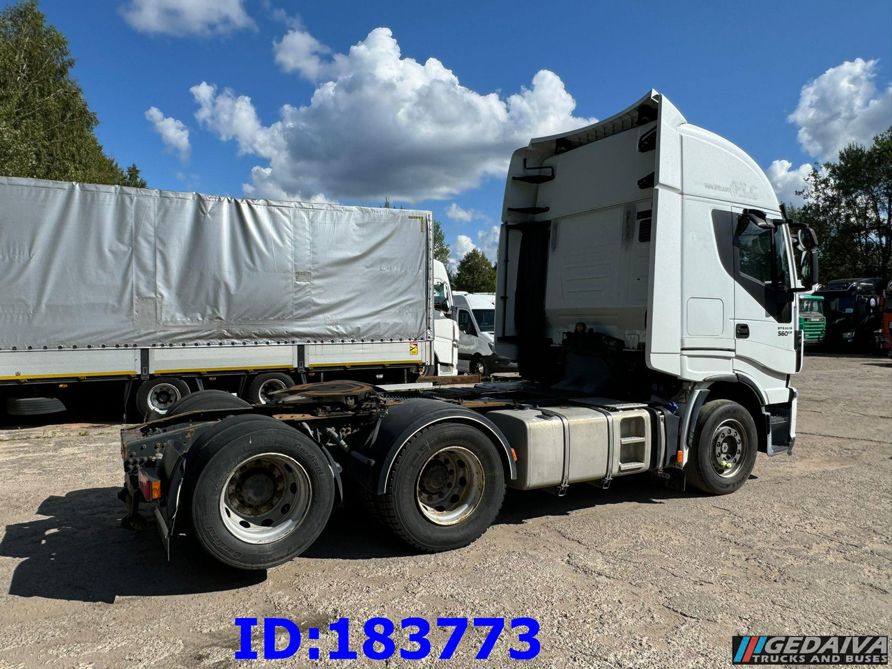 IVECO Stralis 560 6X2 Euro6 - شاحنة جرار: صور 5 IVECO Stralis 560 6X2 Euro6 - شاحنة جرار: صور 5