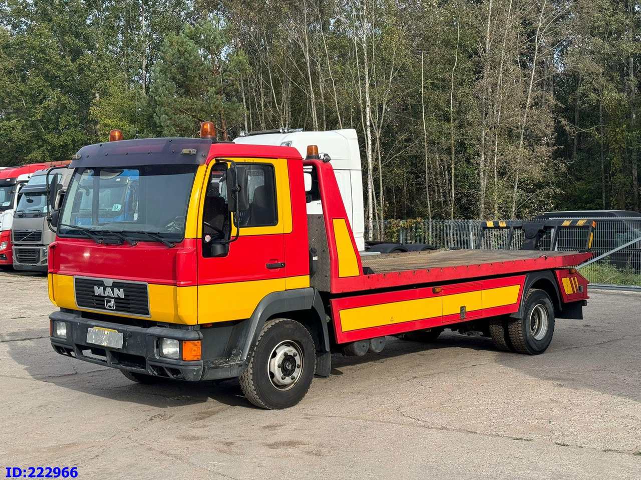 MAN 12.224 - سيارة السحب للتصليح: صور 1 MAN 12.224 - سيارة السحب للتصليح: صور 1