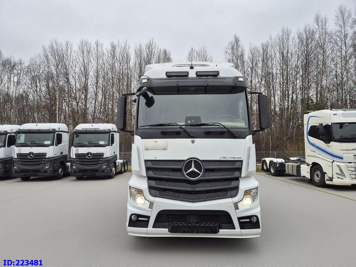 MERCEDES-BENZ Actros 2546 6x2 - شاحنة جرار: صور 2 MERCEDES-BENZ Actros 2546 6x2 - شاحنة جرار: صور 2