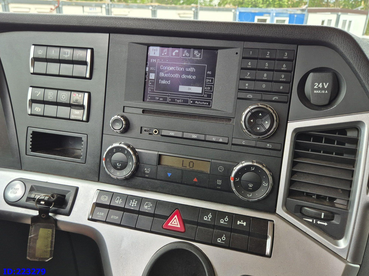 الشاسيه شاحنة MERCEDES-BENZ Actros 3563  8×4 ( Steering axle): صور 16