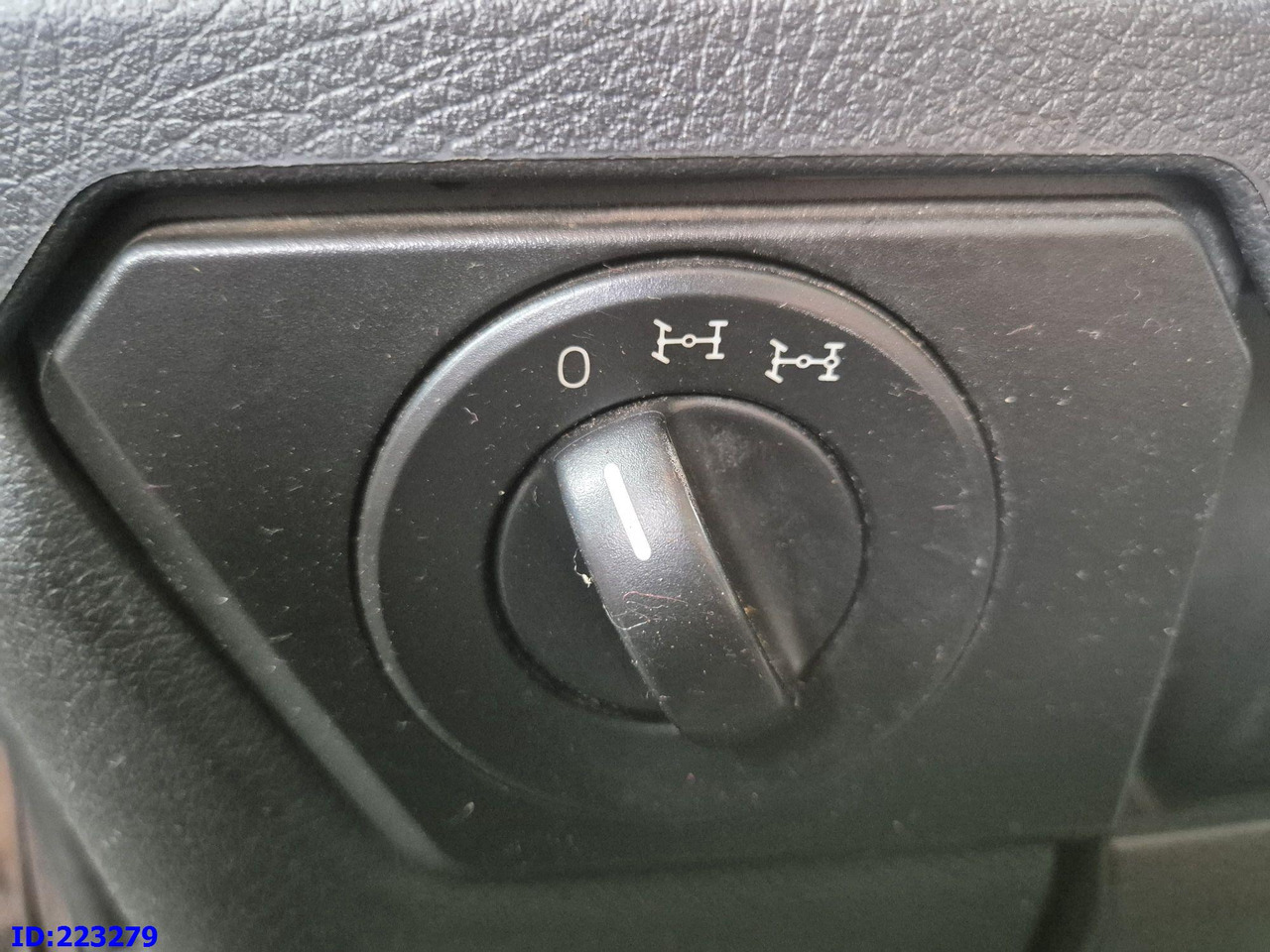 الشاسيه شاحنة MERCEDES-BENZ Actros 3563  8×4 ( Steering axle): صور 17