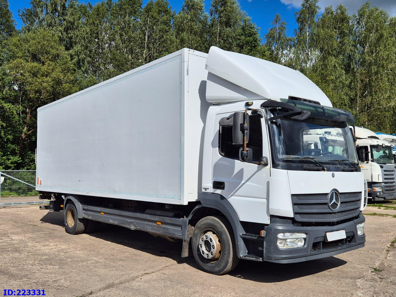 MERCEDES-BENZ Atego 1221 Euro6 (Open side box) - متساوي شاحنة: صور 4 MERCEDES-BENZ Atego 1221 Euro6 (Open side box) - متساوي شاحنة: صور 4