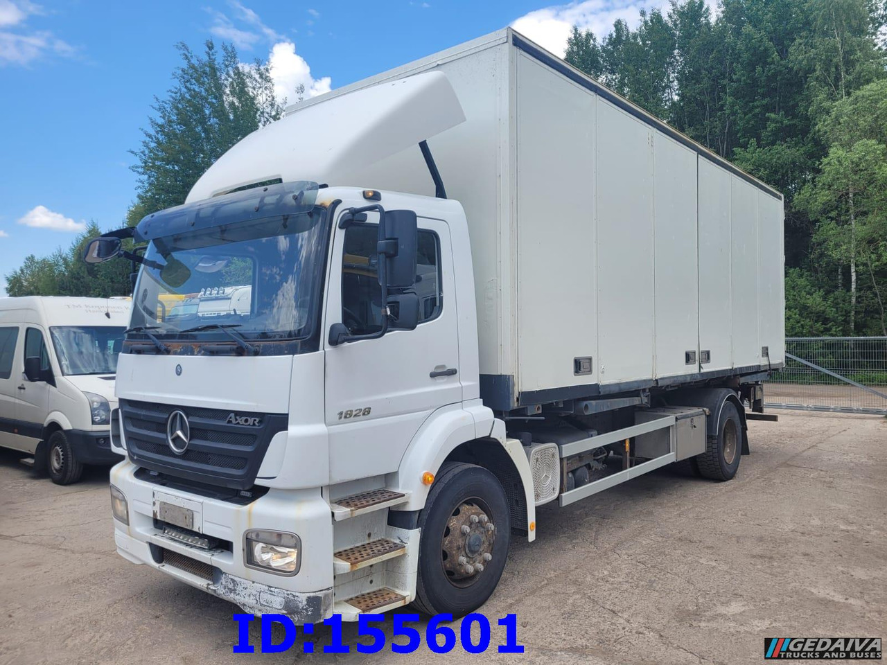 MERCEDES-BENZ Axor 1828 Manual - متساوي شاحنة: صور 1 MERCEDES-BENZ Axor 1828 Manual - متساوي شاحنة: صور 1