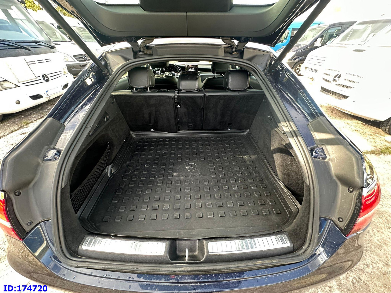 MERCEDES-BENZ GLC Coupe 220 4x4 - سيارة دفع رباعي: صور 5 MERCEDES-BENZ GLC Coupe 220 4x4 - سيارة دفع رباعي: صور 5