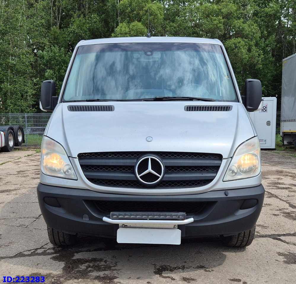 MERCEDES-BENZ Sprinter 313 - Kasten VIP -Euro5 - سياحية حافلة: صور 2 MERCEDES-BENZ Sprinter 313 - Kasten VIP -Euro5 - سياحية حافلة: صور 2