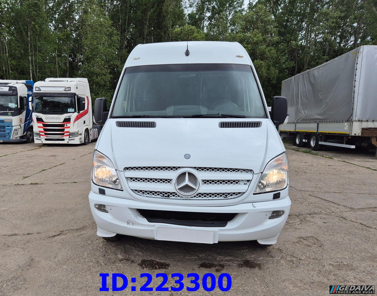 MERCEDES-BENZ Sprinter 518 VIP - 17 Seater - سياحية حافلة: صور 2 MERCEDES-BENZ Sprinter 518 VIP - 17 Seater - سياحية حافلة: صور 2