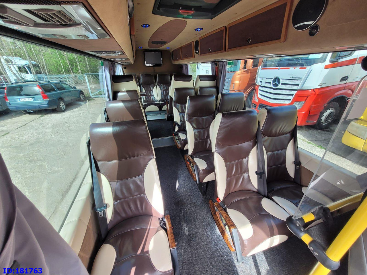 حافلة صغيرة, ميكروباص MERCEDES-BENZ Sprinter 518 - VIP - 17 Seater: صور 17 حافلة صغيرة, ميكروباص MERCEDES-BENZ Sprinter 518 - VIP - 17 Seater: صور 17