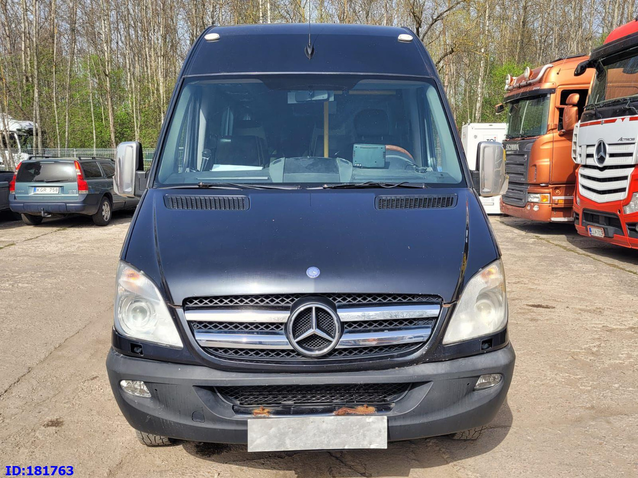 MERCEDES-BENZ Sprinter 518 - VIP - 17 Seater - سياحية حافلة: صور 2 MERCEDES-BENZ Sprinter 518 - VIP - 17 Seater - سياحية حافلة: صور 2