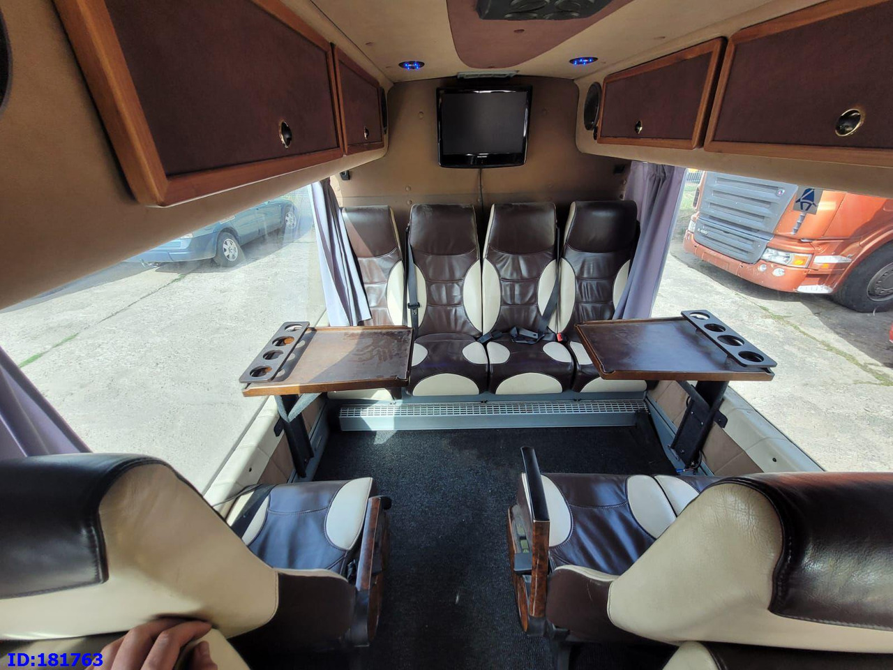 حافلة صغيرة, ميكروباص MERCEDES-BENZ Sprinter 518 - VIP - 17 Seater: صور 19 حافلة صغيرة, ميكروباص MERCEDES-BENZ Sprinter 518 - VIP - 17 Seater: صور 19