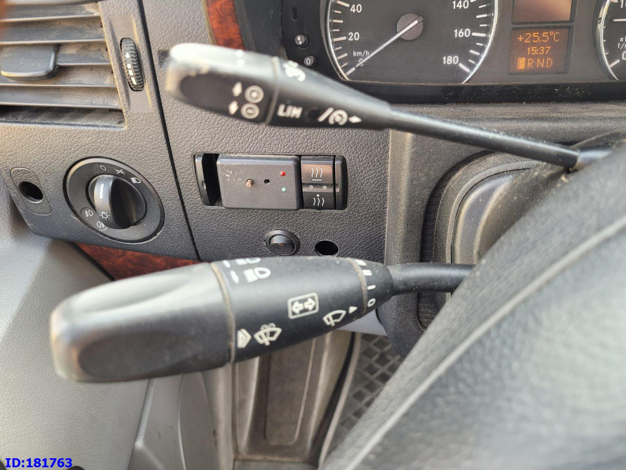 حافلة صغيرة, ميكروباص MERCEDES-BENZ Sprinter 518 - VIP - 17 Seater: صور 9 حافلة صغيرة, ميكروباص MERCEDES-BENZ Sprinter 518 - VIP - 17 Seater: صور 9